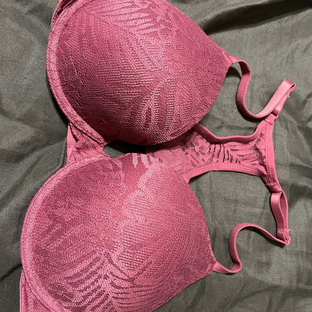 New, never worn without tags, Pink /la senza bras